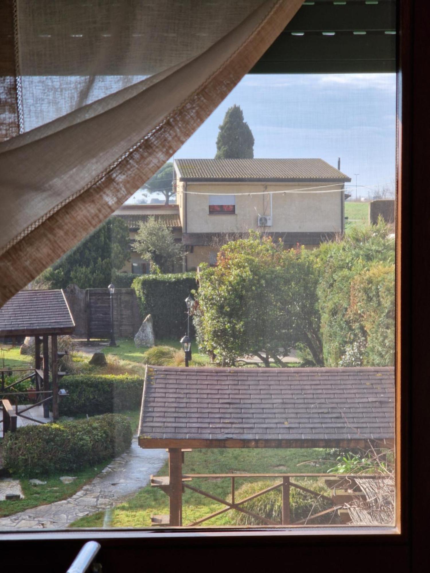Borgo Di Arcadia Hotel Porto Tolle Buitenkant foto