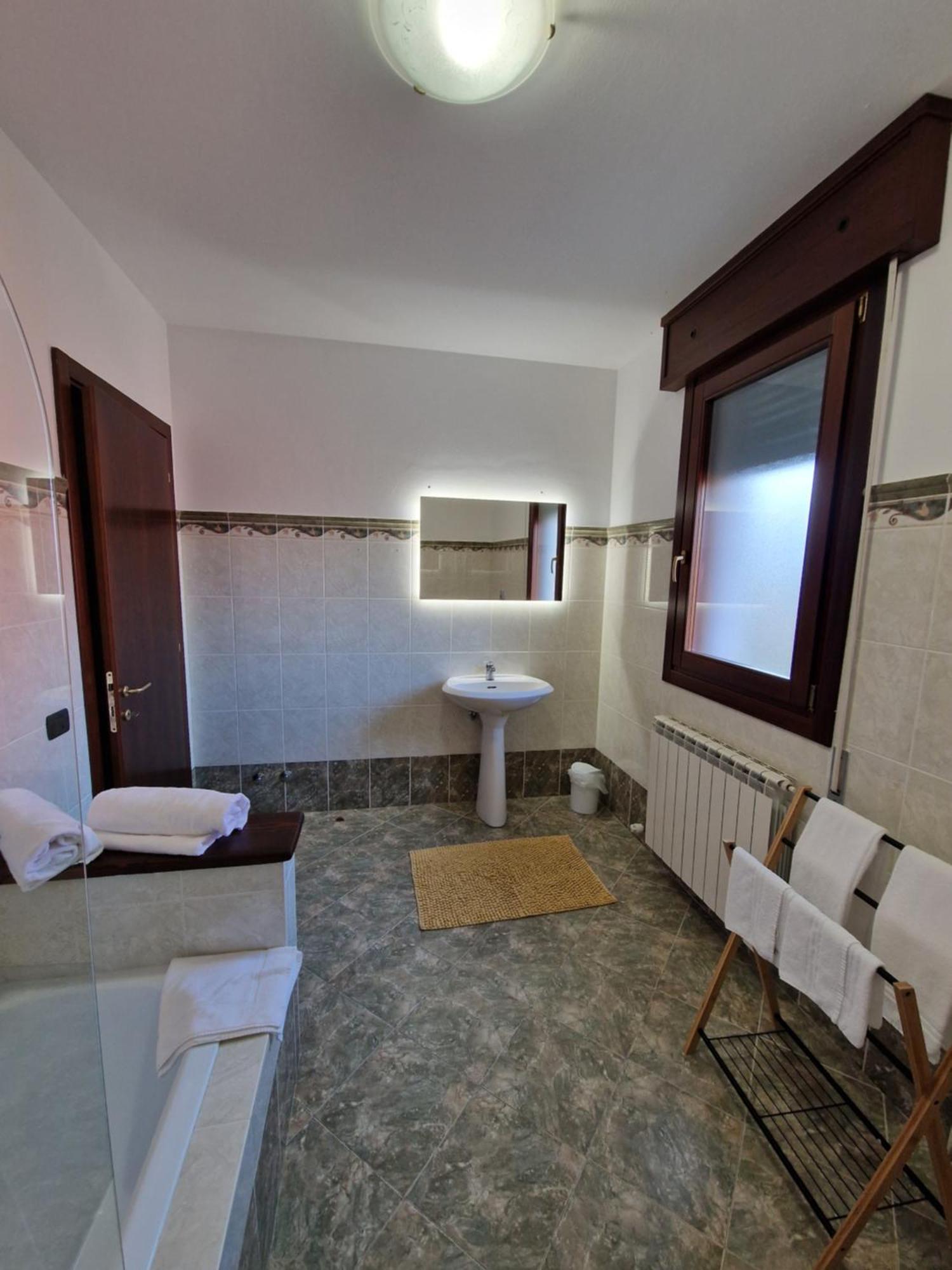 Borgo Di Arcadia Hotel Porto Tolle Buitenkant foto